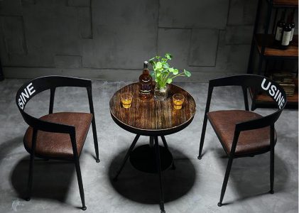 Vintage minimalist dining table and chair combination